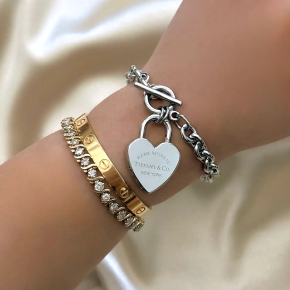 AUTHENTIC VINTAGE TIFFANY & CO. SILVER LOCKET WATCH - Picture 2 of 6